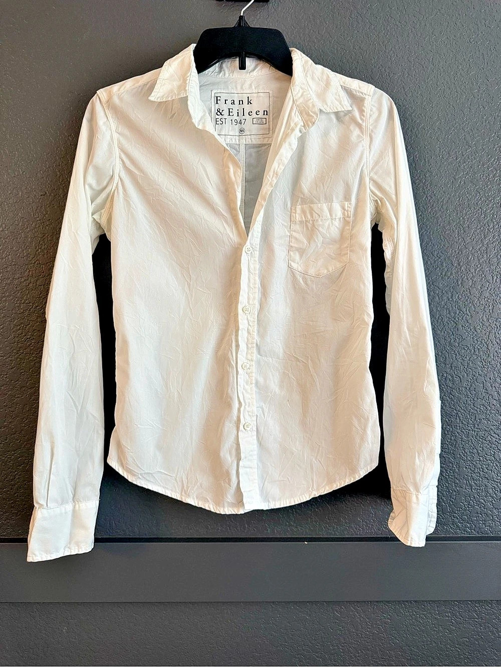 FRANK & EILEEN • White Tailored Button down Shirt long sleeve XS *flaw